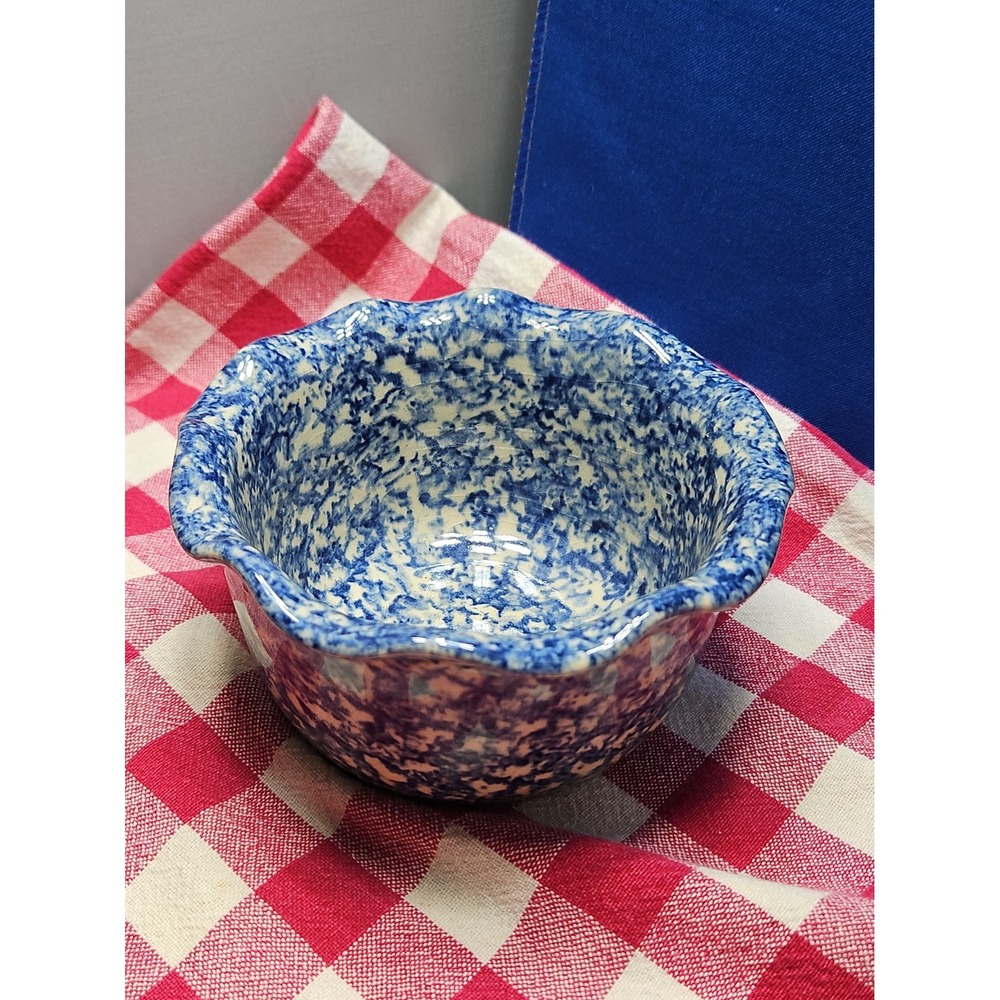Marshall Texas Pottery Blue Spongewear Scalloped 5.5" Bowl Heriberto Rodriguez